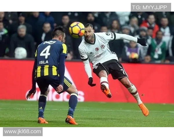 京多安的足球之路：从德甲新星到英超巨星的辉煌历程与未来展望