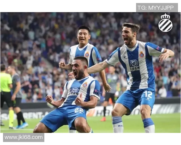 自由城与索肖激战正酣精彩直播全程回顾与分析